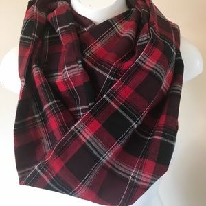 Plaid infinity scarf